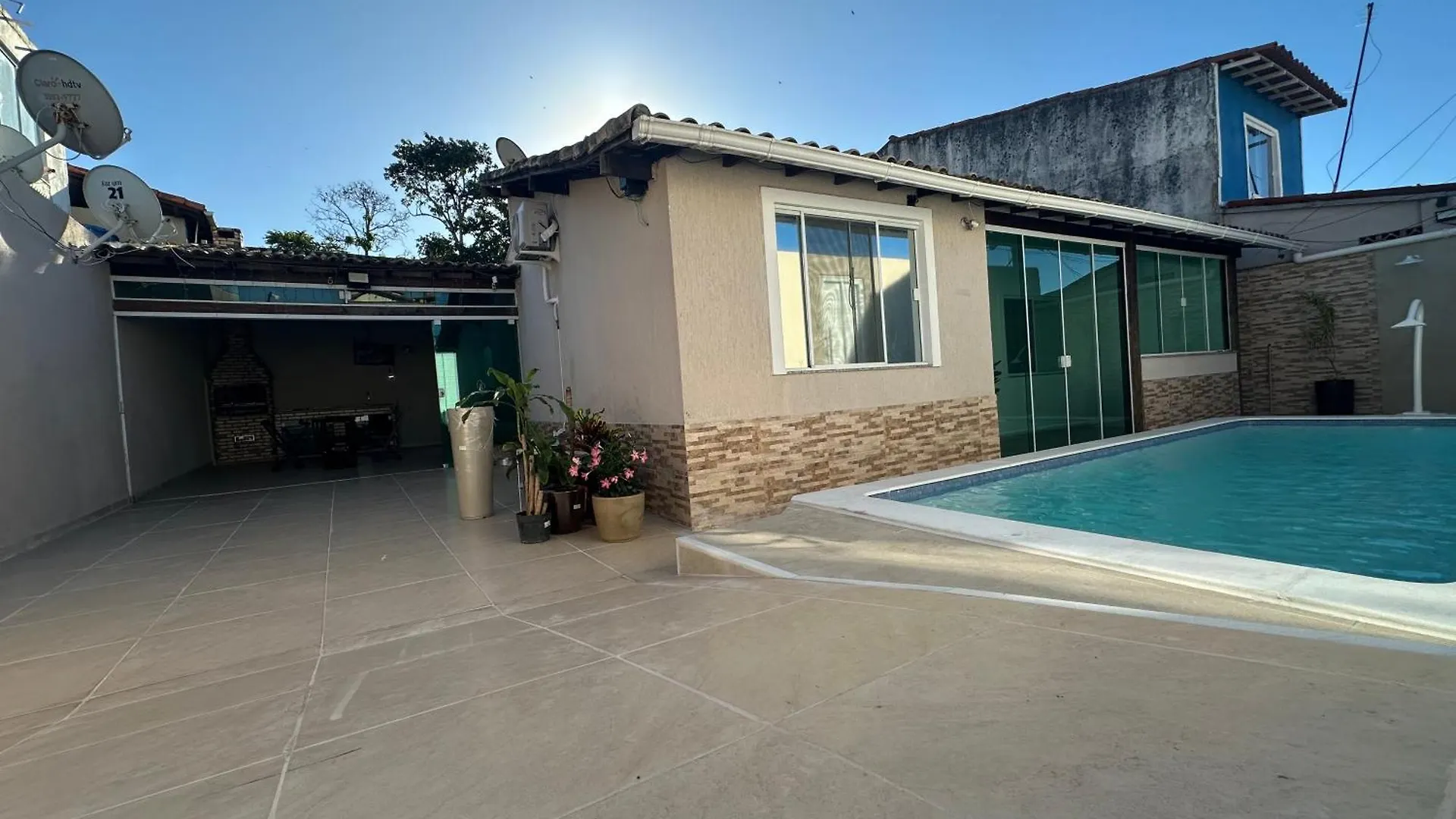 Casa Em Cabo Frio - Piscina E Churrasqueira, 02 Quartos